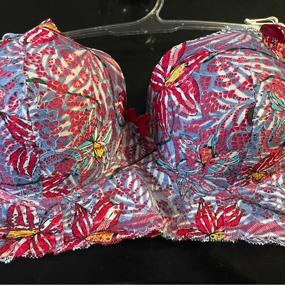 Colorful Patterned Bras Set - Picture 3 of 3